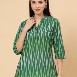 Cot'N Soft Green Woven Design V-Neck Thread Work Pure Cotton Handloom Thread Work Kurti-picture-52