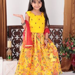 Kinder Kids Girls Embroidered Ready to Wear Lehenga & Blouse With Dupatta-picture-32