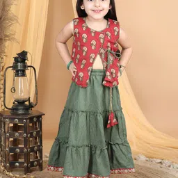Kinder Kids Girls Ethnic Motifs Printed Ready to Wear Lehenga & Blouse-picture-52