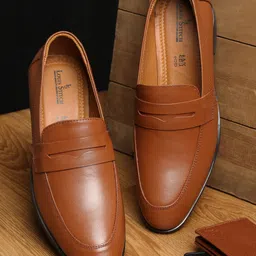 LOUIS STITCH Men Brown Solid Leather Slip-Ons-image-78