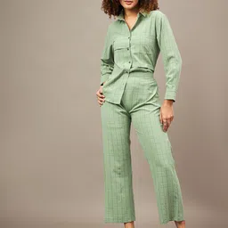 The Roadster Lifestyle Co Green Checked Shirt & Trouser Co-Ords-picture-42
