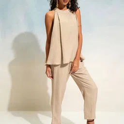 ESPYR By Tokyo Talkies Top With Trouser Co-Ords-29