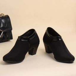 ELLE Black Block Pumps-33