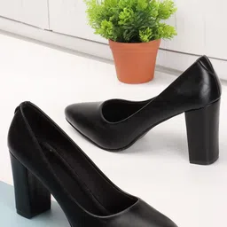 Carlton London Party Block Pumps-17
