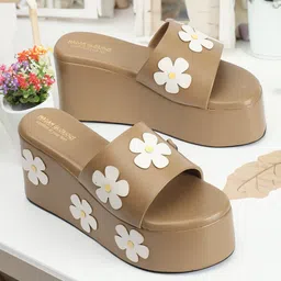 madam glorious Embellished Wedge Heels-picture-44