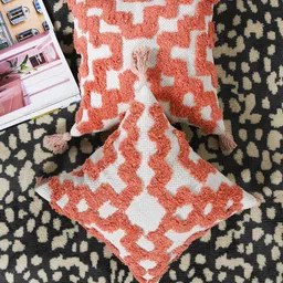 KRAVIKA 2 Pcs Peach-Coloured & White Geometric Square Cushion Covers-18