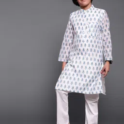 Aks Kids Boys Ethnic Motifs Printed Mandarin Collar Chanderi Silk Kurta-image-62