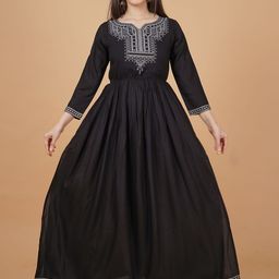 DAEVISH Women Geometric Yoke Design Thread Work Anarkali Kurta-picture-21