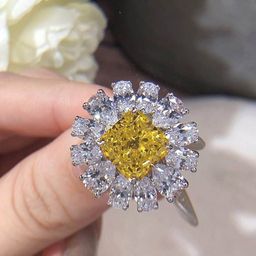 Designs & You Silver-Plated American Diamond Crushed Ice Cut Floral Ring-27