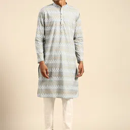 KISAH Geometric Printed Mandarin Collar Kurta-image-14