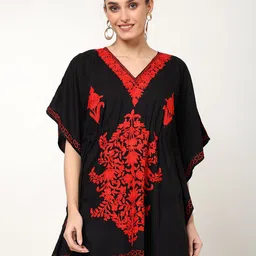CRAFTBAZAR Floral Thread Work Embroidered Kaftan Kurta-picture-17