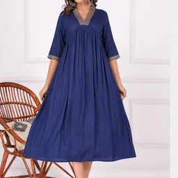 INDIANIC V-Neck Empire A-Line Kurta-picture-19