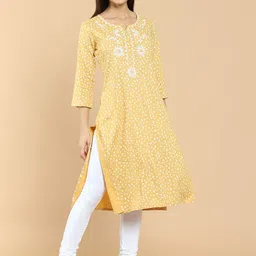 Soch Women Yellow & White Floral Printed Rayon Kurta With Embroidery-image-35