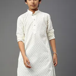 YK Boys Ethnic Motif Chikankari Embroidered Straight Kurta-image-21