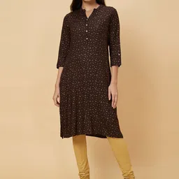 Globus Brown Floral Printed Mandarin Collar Roll-Up Sleeves Straight Kurta-57