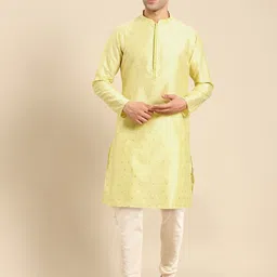 Amodh by Kisah Mandarin Collar Embroidered Straight Cotton Kurta-36
