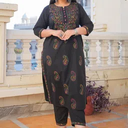YASH GALLERY Plus Size Paisley Thread Work Pure Cotton Straight Kurta With Trousers-picture-16