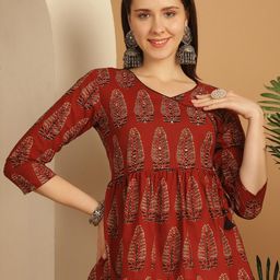 Roly Poly Floral Print Cotton Top-image-87