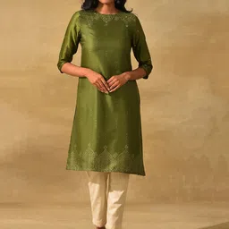 W The Folksong Collection Bandhani Mirror Work Kurta-picture-17
