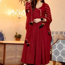 Lavanya The Label Women Maroon Pure Cotton Solid Kurta with Trousers & Dupatta-image-66