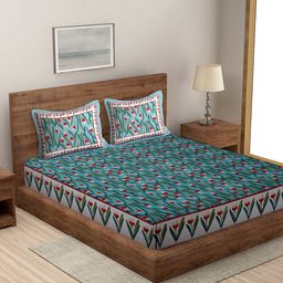 Rajasthan Decor Green & Red Floral Cotton 160 TC Queen Bedsheet with 2 Pillow Covers-image-31