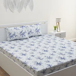 HOME AFFAIRS White & Blue Floral Printed 210 TC Cotton King Bedsheet & 2 Pillow Covers-image-53