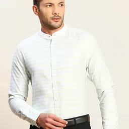 INVICTUS Original Slim Fit Band Collar Striped Formal Shirt-image-63
