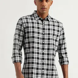 United Colors of Benetton Slim Fit Tartan Checked Cotton Casual Shirt-picture-26