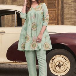 Tikhi Imli Embroidered V Neck Tunic & Trouser Co-Ords-image-67