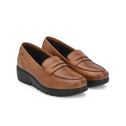 Delize Women Heeled Memory Foam Lightweight Leather Loafers-image-0