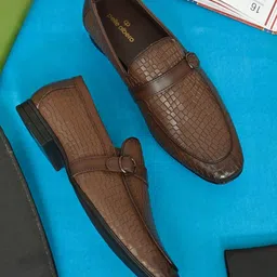 pelle albero Men Textured Leather Loafers-image-74