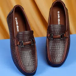 pelle albero Men Textured Leather Lightweight Horsebit Loafers-image-73