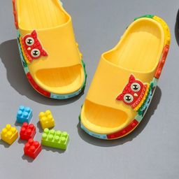 Yellow Bee Girls Owl Detail Rubber Sliders-56
