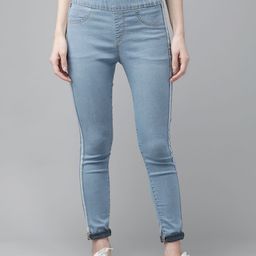 The Roadster Lifestyle Co Women Blue Solid Regular Fit Cropped Denim Jeggings-image-61