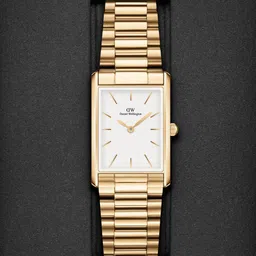Daniel Wellington Men Bracelet Style Straps Analogue Watch DW00100703K-39