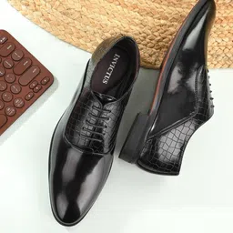 INVICTUS Men Black Solid Formal Derbys-picture-16