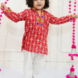 BownBee Boys Ethnic Motifs Printed Regular Thread Work Pure Cotton Kurta with Pyjamas-picture-15