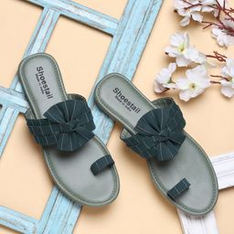 Shoestail Women Green One Toe Flats with Bows-51