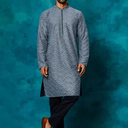 VASTRAMAY Floral Embroidered Regular Sequinned Kurta with Trousers-picture-51