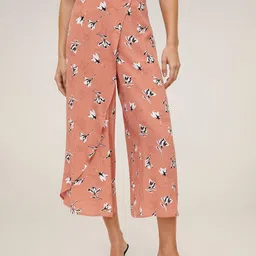 MANGO Women Peach-Coloured & Black Regular Fit Floral Print Cropped Parallel Trousers-picture-17