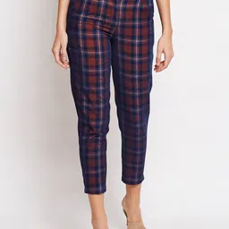 Be Indi Women Maroon Checked Smart Cigarette Trouser-image-19