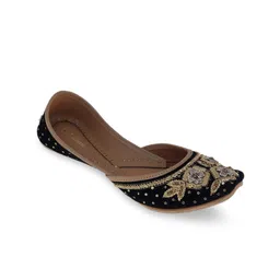 Fulkari Women Black Embellished Ethnic Mojaris Flats-52
