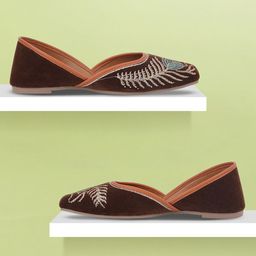 Picktoes Ethnic Embroidered Square Toe Velvet Mojaris-22