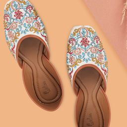 Picktoes Ethnic Embroidered Square Toe Mojaris-image-9