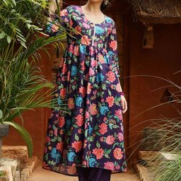 QISSA V Neck Floral Printed Gotta Patti Empire Pure Cotton Kurta with Trouser & Dupatta-image-15