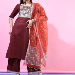 Vishudh Women Burgundy Printed Straight Kurta With Trousers & With Dupatta-image-20