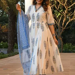KALINI Floral Printed A-Line Kurta with Trousers & Dupatta-15
