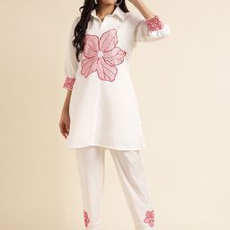 FABMORA Floral Embroidered Regular Patchwork Kurta with Trousers-image-30