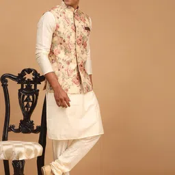 VASTRAMAY Men Printed Kurta with Churidar With Jacket-picture-17