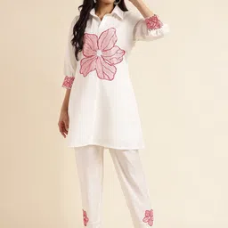 FABMORA Floral Embroidered Thread Work Kurta With Trouser-picture-54